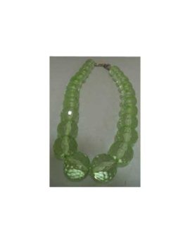 Collana con palline verdi