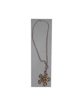 Collana con fiore
