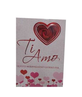 Biglietto amore con cuore in rilievo