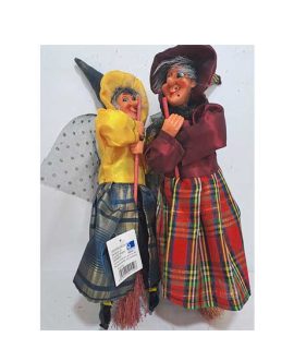 Befana con gonna scozzese