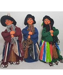 Befana con contenitore porta dolci