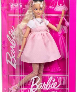 Barbie Deluxe Style con vestito rosa