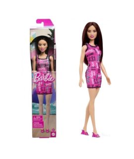 Barbie castana con vestito rosa e scollo quadrato